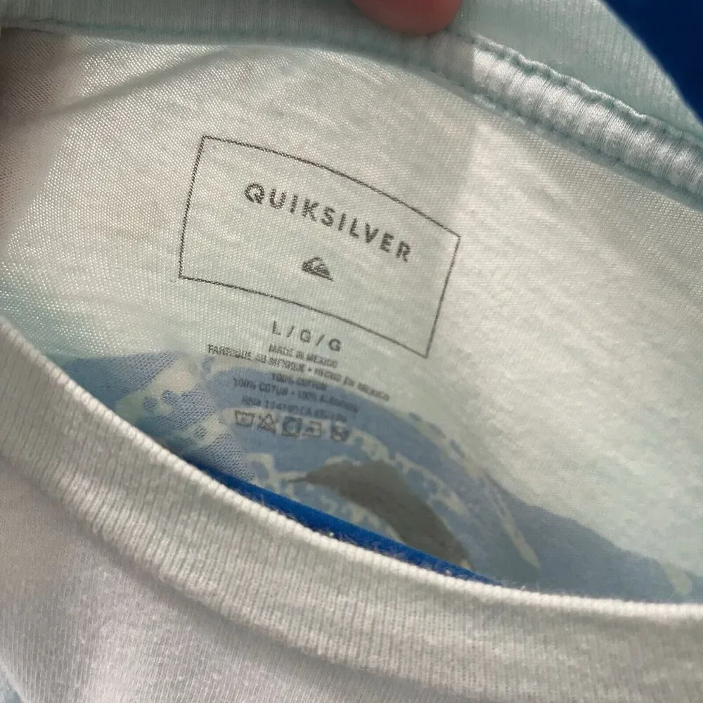 QuikSilver Light Blue Teal Ocean Graphic Tee Short Sleeve Youth Boys Size L
